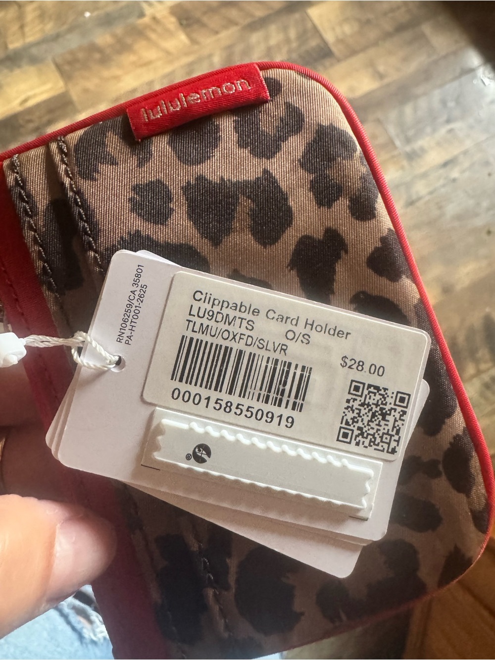 Lululemon Clippable Card Pouch – Leopard Print Coin Pouch with Red Trim - Picture 5 of 5